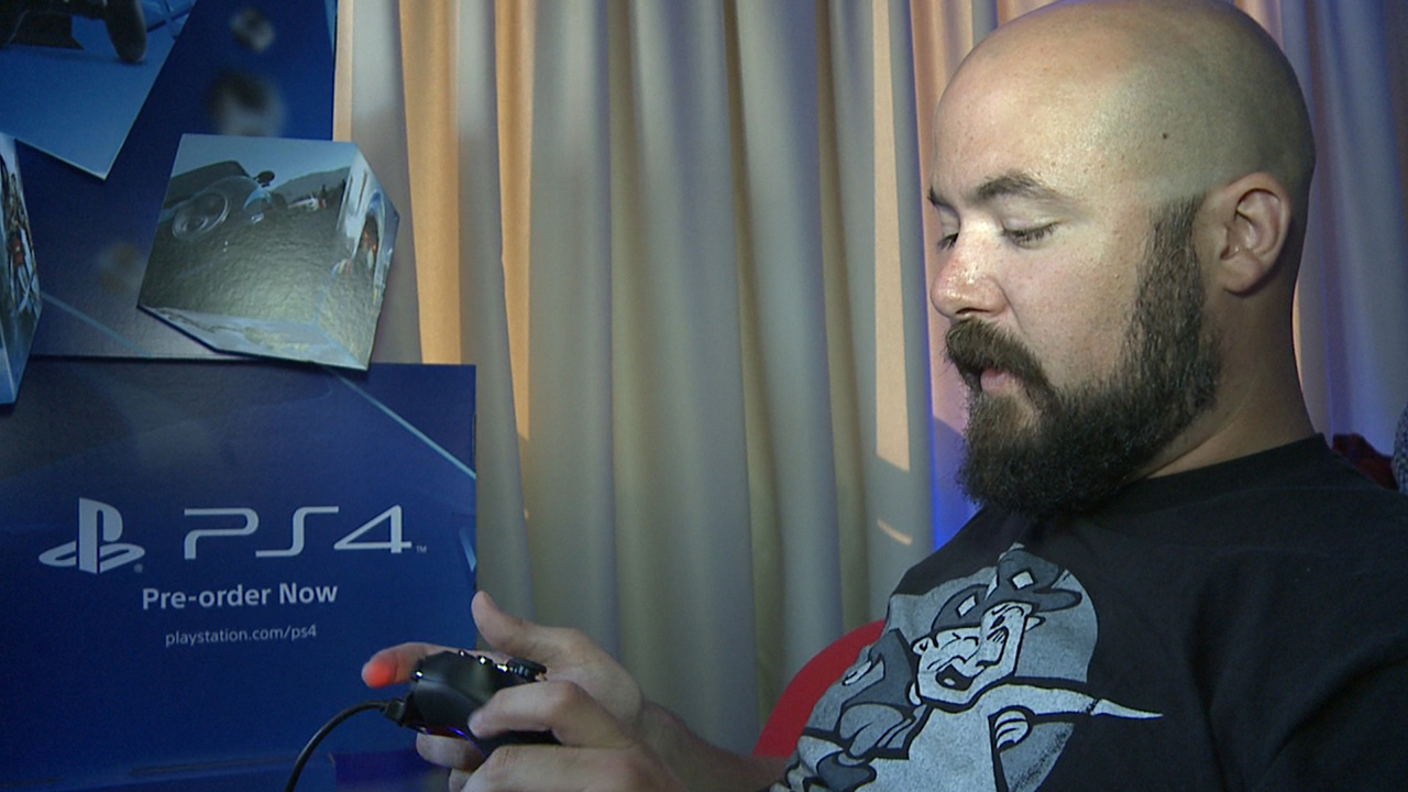 Gamekings Extra: Dennis heeft de PlayStation 4-controller beet