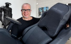 We zetten de Kaiser 2 Pro gaming chair in elkaar voor de ‘King’